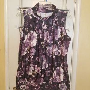 Sleeveless top purple floral sz XL